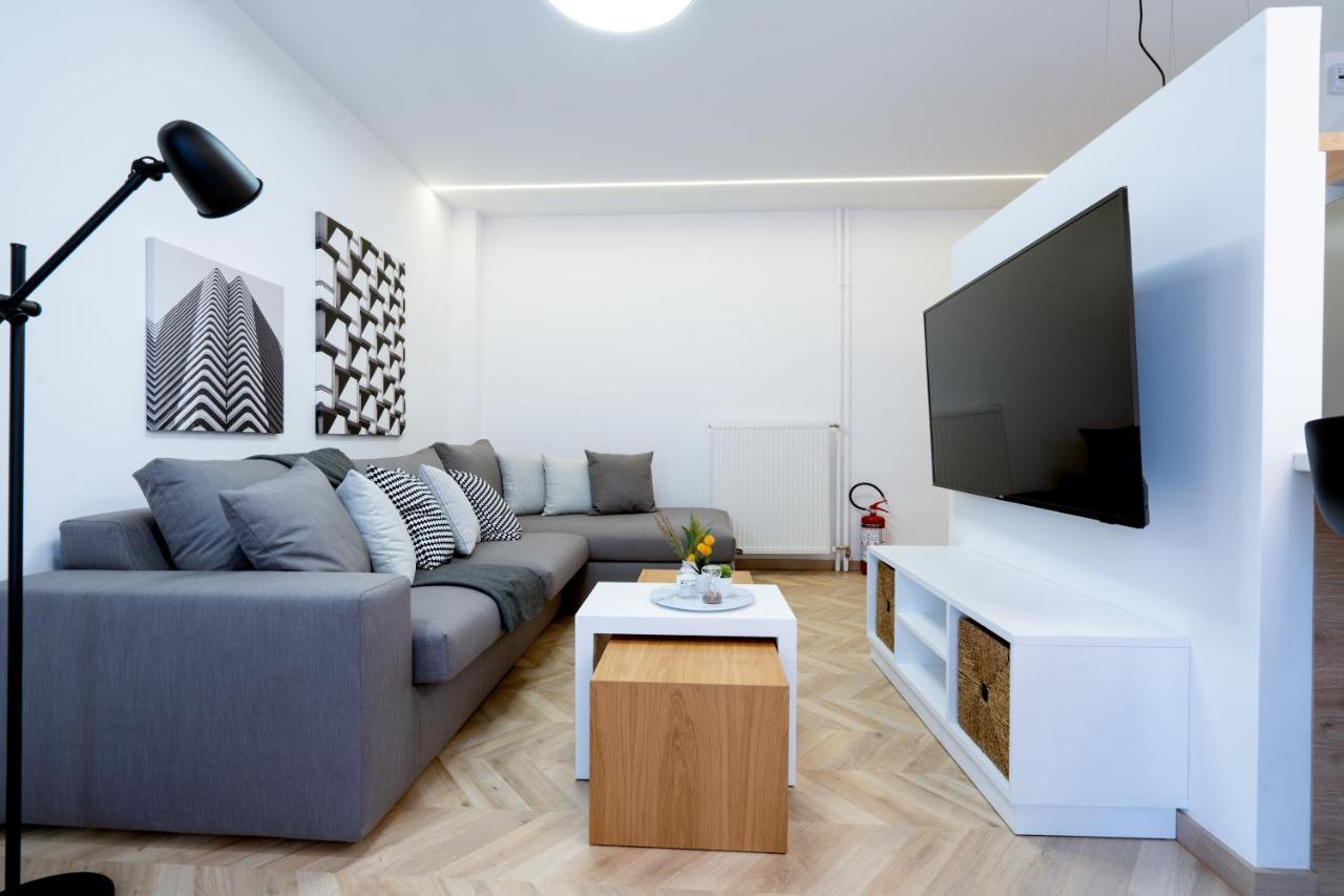 Pagrati'S Best Apartment Athens Exterior photo